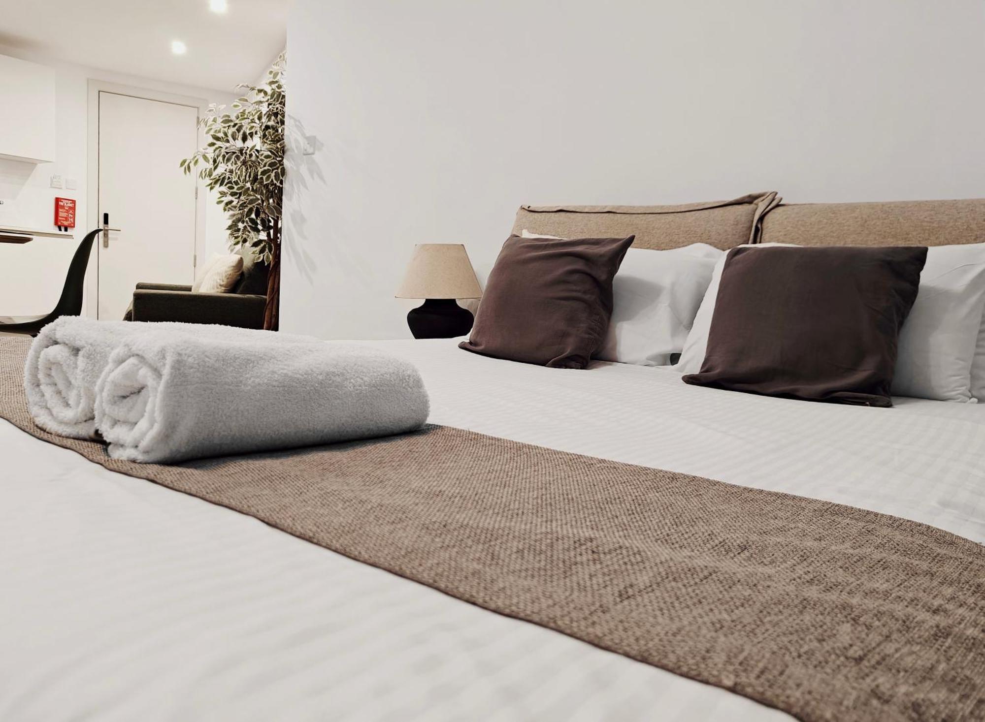 Apartment Wanderlust *