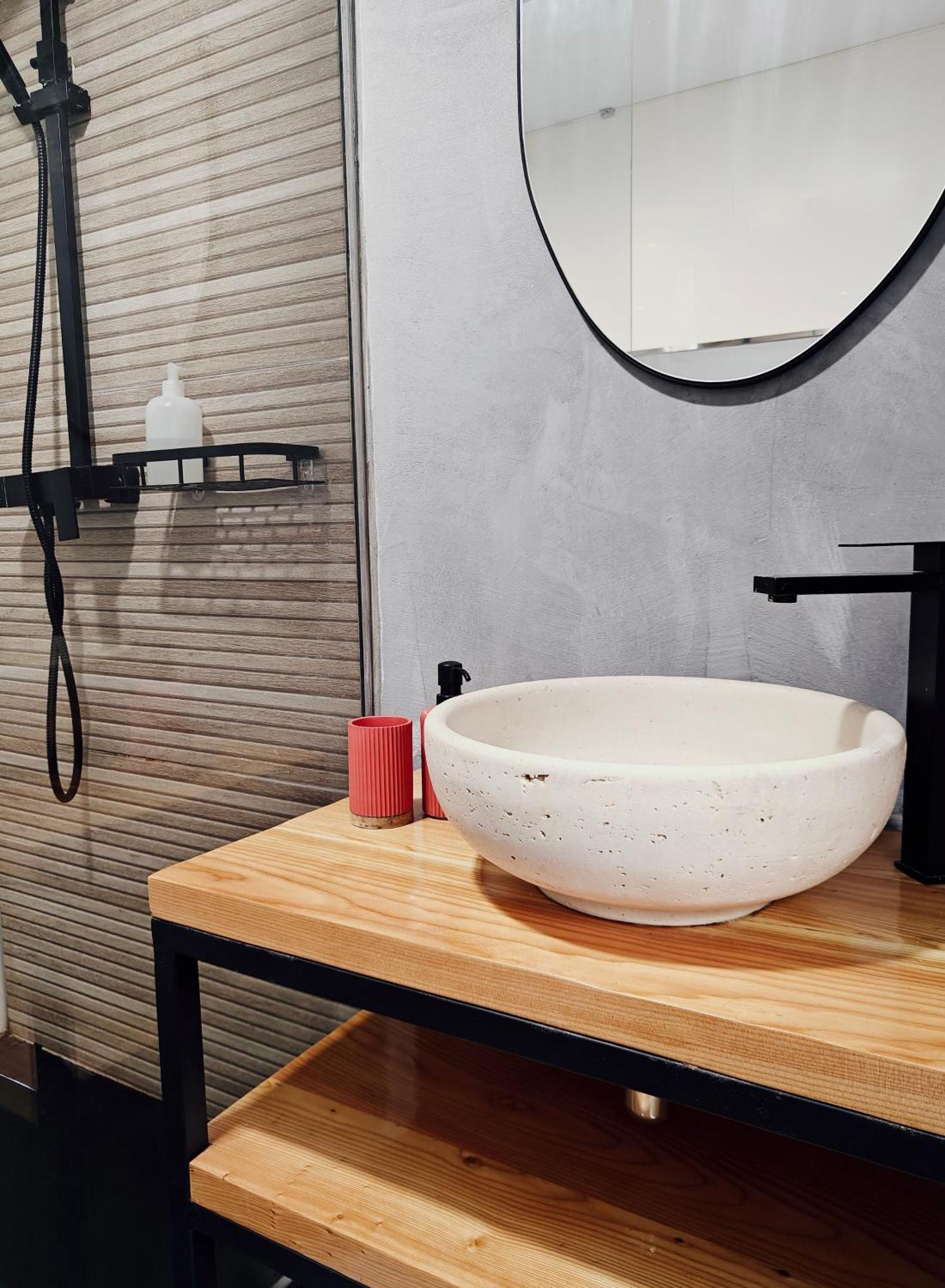 Wanderlust Apartment San Ġiljan